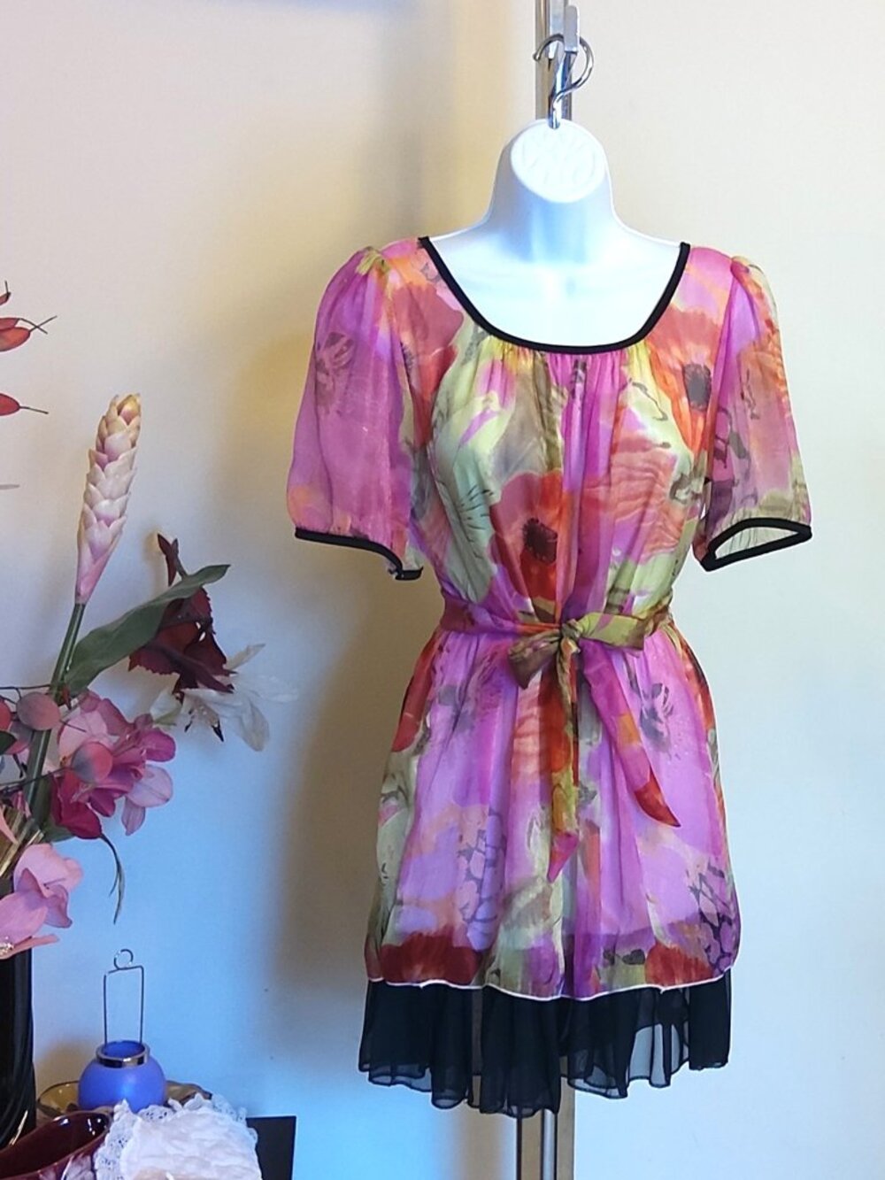 NWT Pink Floral Short Sleeve Scoop Neck Pleated Ruffle Summer Blouse Top Size S